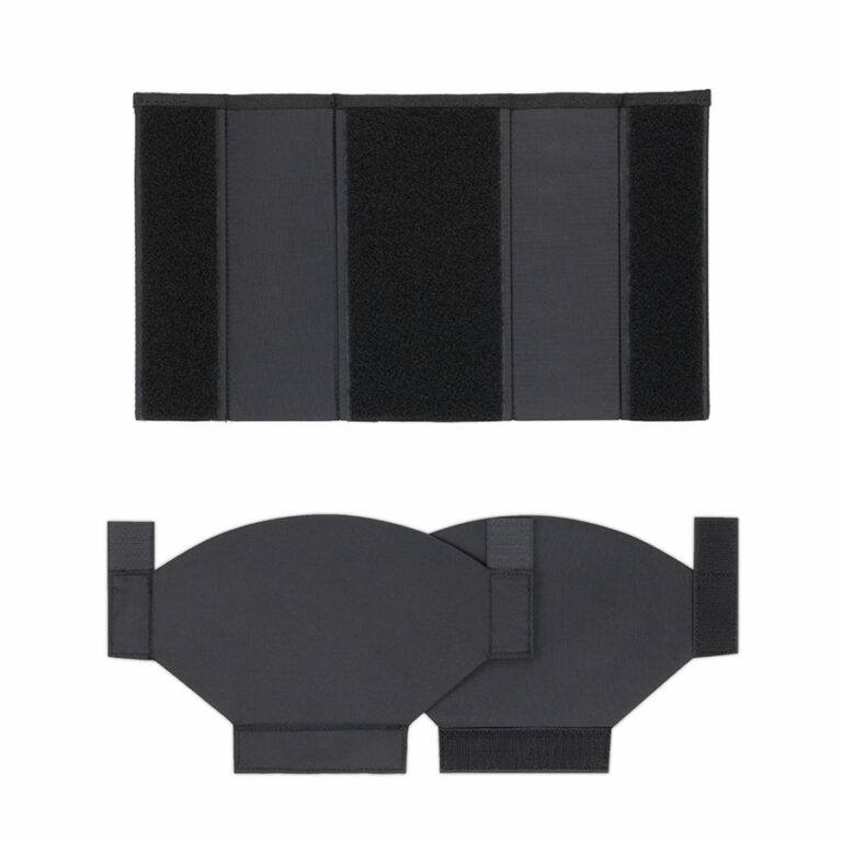 An unassembled disc divider.